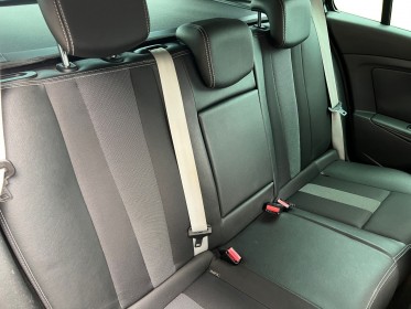 Renault megane iii estate estate iii 1.9 dci 130 fap eco2 bose - toit pano - demarrage sans cle occasion simplicicar...