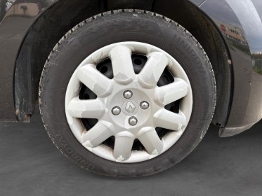 Renault twingo ii 1.2 16v 75 ch purple - clim - régulateur de vitesse occasion simplicicar rennes simplicicar simplicibike...