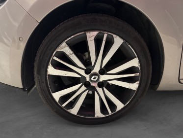 Renault clio iv edc initiale paris tce 120 garantie 12 mois occasion montpellier (34) simplicicar simplicibike france