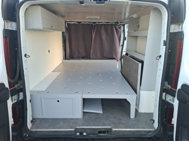 Renault trafic fourgon l1h1 dci 120 grand confort aménagement van occasion simplicicar velay simplicicar simplicibike france