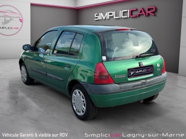 Renault clio 1.2i 60 ch rxe - 1ère main occasion simplicicar lagny  simplicicar simplicibike france