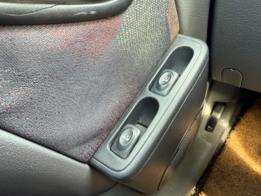 Renault clio 1.2i 60 ch rxe - 1ère main occasion simplicicar lagny  simplicicar simplicibike france