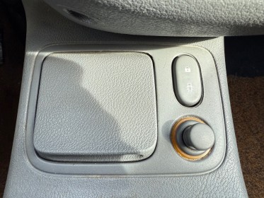 Renault clio 1.2i 60 ch rxe - 1ère main occasion simplicicar lagny  simplicicar simplicibike france