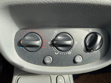 Renault clio 1.2i 60 ch rxe - 1ère main occasion simplicicar lagny  simplicicar simplicibike france