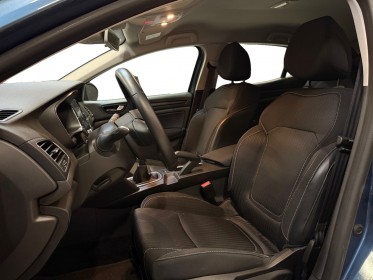 Renault megane iv berline business tce 115cv business - carplay - radar av/ar - garantie 12 mois occasion simplicicar...