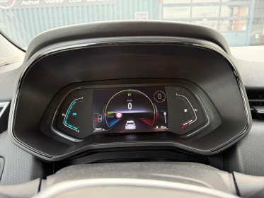 Renault clio v e-tech 140 - 21n business radar stationnement ar système de navigation feux avant led garantie 12 mois...