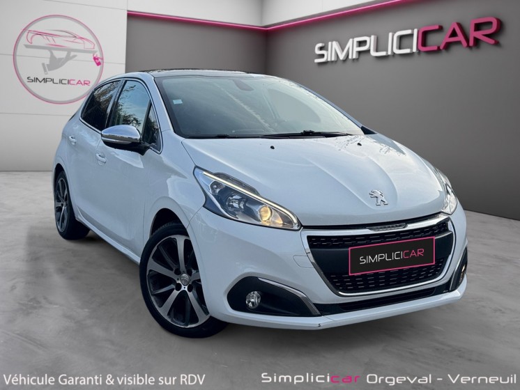 Peugeot 208 feline 110ch eat6 / cuir chauffant / toit pano / 1ere main / distrib ok occasion simplicicar orgeval  simplicicar...