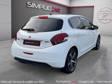 Peugeot 208 feline 110ch eat6 / cuir chauffant / toit pano / 1ere main / distrib ok occasion simplicicar orgeval  simplicicar...