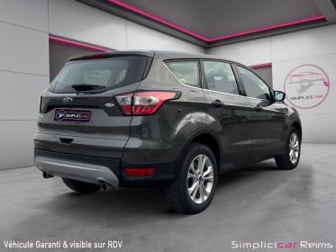 Ford kuga 2.0 tdci 150 ss 4x2 bvm6 titanium - garantie 12 mois occasion simplicicar reims simplicicar simplicibike france