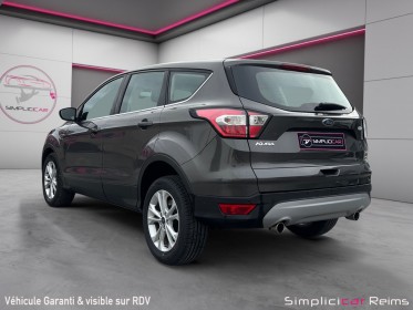 Ford kuga 2.0 tdci 150 ss 4x2 bvm6 titanium - garantie 12 mois occasion simplicicar reims simplicicar simplicibike france
