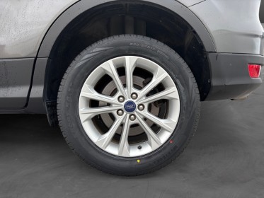 Ford kuga 2.0 tdci 150 ss 4x2 bvm6 titanium - garantie 12 mois occasion simplicicar reims simplicicar simplicibike france