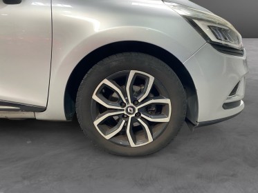 Renault clio iv tce 90 intens 5p / très propre / révisée - garantie 12 mois - occasion simplicicar lyon ouest simplicicar...