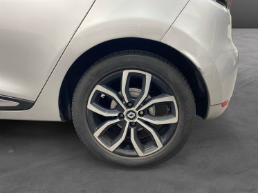 Renault clio iv tce 90 intens 5p / très propre / révisée - garantie 12 mois - occasion simplicicar lyon ouest simplicicar...