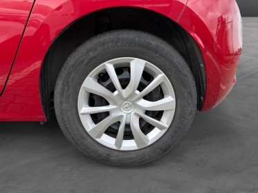 Opel corsa 75 ch bvm5 bluetooth feux de jour garantie 12 mois occasion simplicicar dunkerque simplicicar simplicibike france