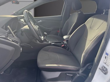 Ford focus 1.0 ecoboost 125 ss st line régulateur de vitesse caméra garantie 12 mois occasion barberey simplicicar...