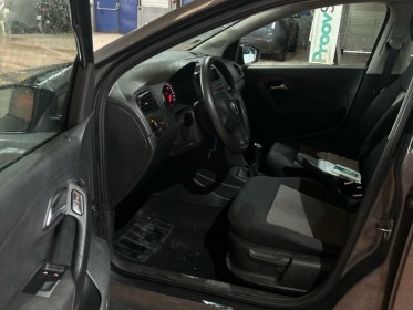 Volkswagen polo 1.6 tdi 75 cr fap trendline - aide au parking - historique  disponible occasion simplicicar lagny ...
