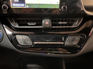 Toyota c-hr hybride pro my22 carplay camÉra de recul siÈges chauffant garantie 12 mois occasion simplicicar...