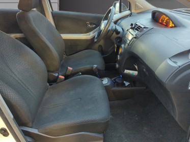 Toyota yaris 1.4 - 90 d-4d fap confort pack multimode clim garantie 12 mois occasion simplicicar frejus  simplicicar...