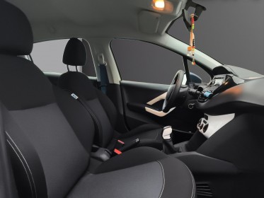 Peugeot 208 1.2 puretech 68ch bvm5 like occasion parc voitures beauvais simplicicar simplicibike france