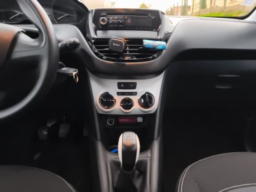 Peugeot 208 1.2 puretech 68ch bvm5 like occasion parc voitures beauvais simplicicar simplicibike france