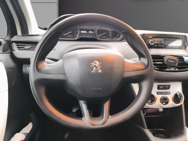 Peugeot 208 1.2 puretech 68ch bvm5 like occasion parc voitures beauvais simplicicar simplicibike france