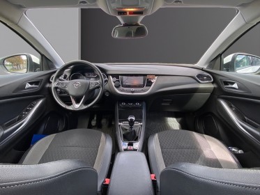 Opel grandland x 1.2 turbo 130 ch ecotec elite carplay - climatisation-aide au stationnement-couroie distribution neuve...