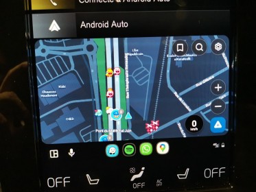 Volvo xc40 business t4 recharge 12982ch business origine france barres de toit offertes 100% volvo garantie 12 mois occasion...