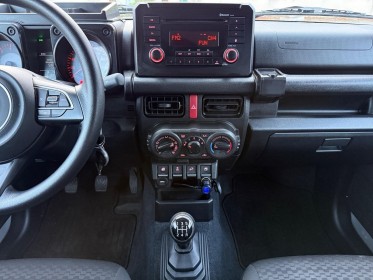 Suzuki jimny 1.5 vvt  privilege, sièges chauffants, affranchissement de ligne occasion simplicicar rennes simplicicar...