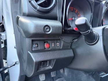 Suzuki jimny 1.5 vvt  privilege, sièges chauffants, affranchissement de ligne occasion simplicicar rennes simplicicar...