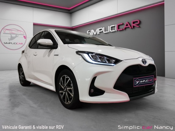 Toyota yaris hybride my22 116h design origine france comme neuve vendue suite à décès garantie 12 mois occasion...