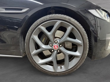 Jaguar xe xe 2.0 - 300 ch bva awd 300 sport // reprog ethanol / sieges chauffants / gps / garantie 12 mois occasion...