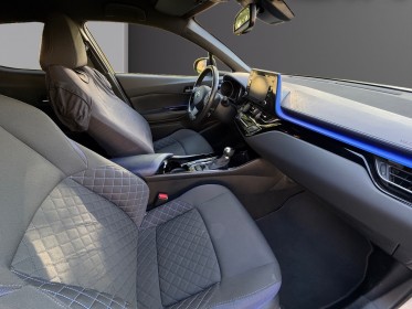 Toyota c-hr hybride pro my20 graphic 2.0l occasion simplicicar coeur d'yvelines - auto expo 78 simplicicar simplicibike france