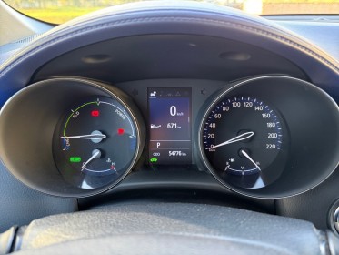 Toyota c-hr hybride pro my20 graphic 2.0l occasion simplicicar coeur d'yvelines - auto expo 78 simplicicar simplicibike france