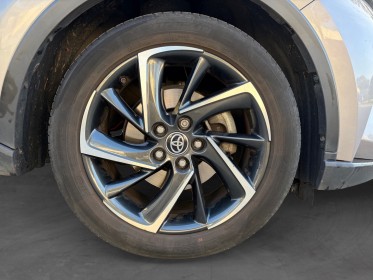 Toyota c-hr hybride pro my20 graphic 2.0l occasion simplicicar coeur d'yvelines - auto expo 78 simplicicar simplicibike france