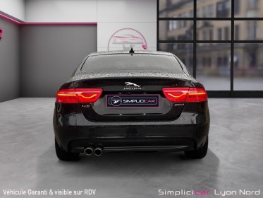 Jaguar  xe 2.0d 180cv portofolio - carplay - virtual cockpit - affichage tête haute - entretien jaguar occasion simplicicar...