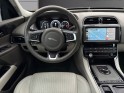 Jaguar  xe 2.0d 180cv portofolio - carplay - virtual cockpit - affichage tête haute - entretien jaguar occasion simplicicar...