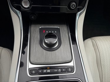 Jaguar  xe 2.0d 180cv portofolio - carplay - virtual cockpit - affichage tête haute - entretien jaguar occasion simplicicar...