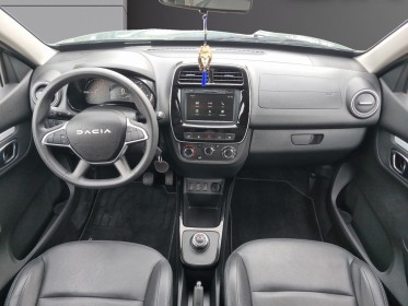 Dacia spring expression. navigation gps, caméra de recul. garantie 12 mois occasion simplicicar marignane  simplicicar...