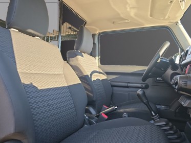 Suzuki jimny 1.5 vvt 102 ch privilege awd 4x4 1ére main sièges chauffants garantie 12 mois attelage d'origine occasion...