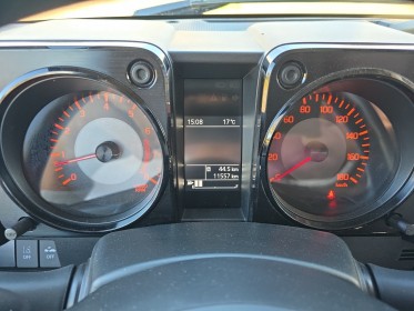 Suzuki jimny 1.5 vvt 102 ch privilege awd 4x4 1ére main sièges chauffants garantie 12 mois attelage d'origine occasion...