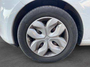 Renault zoe life batterie en location occasion cannes (06) simplicicar simplicibike france