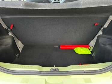 Renault twingo ii 1.2 lev 16v 75 eco2 authentique garantie 12 mois kit distribution ok courroie accessoire ok occasion...