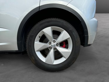 Jaguar e-pace 2.0 d - 180 ch awd bva r-dynamic s toit panoramique  garantie 12 mois occasion simplicicar mery-sur-oise...