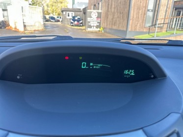 Toyota yaris 100 vvt-i in stop  start occasion simplicicar rennes simplicicar simplicibike france