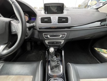 Renault megane iii berline dci 130 fap energy eco2 bose occasion simplicicar limoges  simplicicar simplicibike france