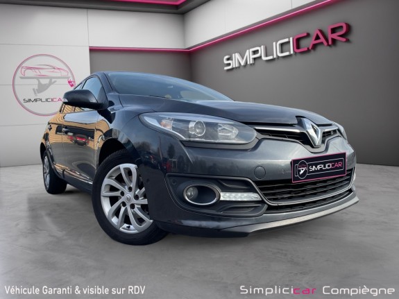 Renault megane iii berline dci 110 - caméra de recul - anti franchissement de ligne - 1ère main - gps tomtom occasion...