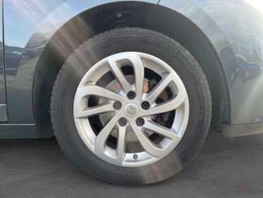 Renault megane iii berline dci 110 - caméra de recul - anti franchissement de ligne - 1ère main - gps tomtom occasion...