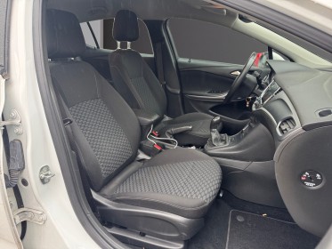 Opel astra 1.6 diesel 110 ch edition occasion simplicicar livry gargan simplicicar simplicibike france