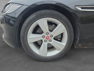 Jaguar xf xf 2.0 d - 180 ch bva prestige//suivi jaguar //garantie jaguar// occasion simplicicar lille  simplicicar...