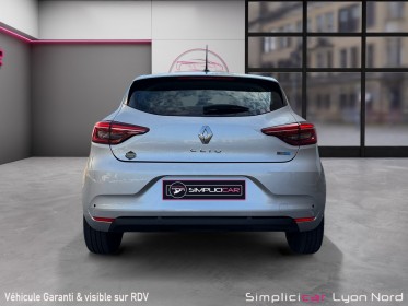 Renault clio v e-tech hybride 145 equilibre occasion simplicicar lyon nord simplicicar simplicibike france